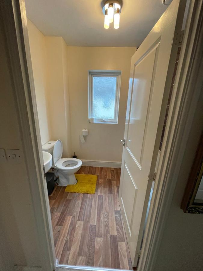 Holiday Home In Cardiff. Sleeps 6 Ngoại thất bức ảnh