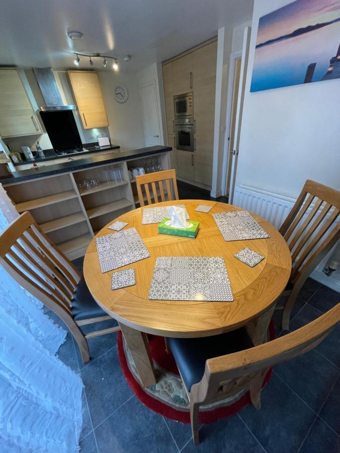 Holiday Home In Cardiff. Sleeps 6 Ngoại thất bức ảnh